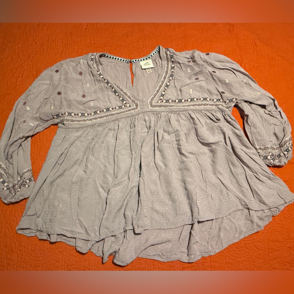 Knox Rose Lavender Embroidered Blouse